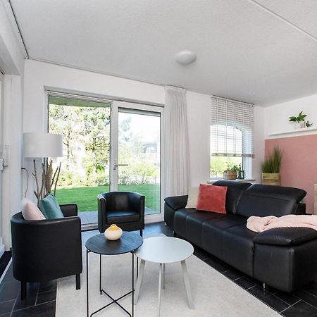 Seaside Elegant Apartment With Terrace Julianadorp Exterior photo
